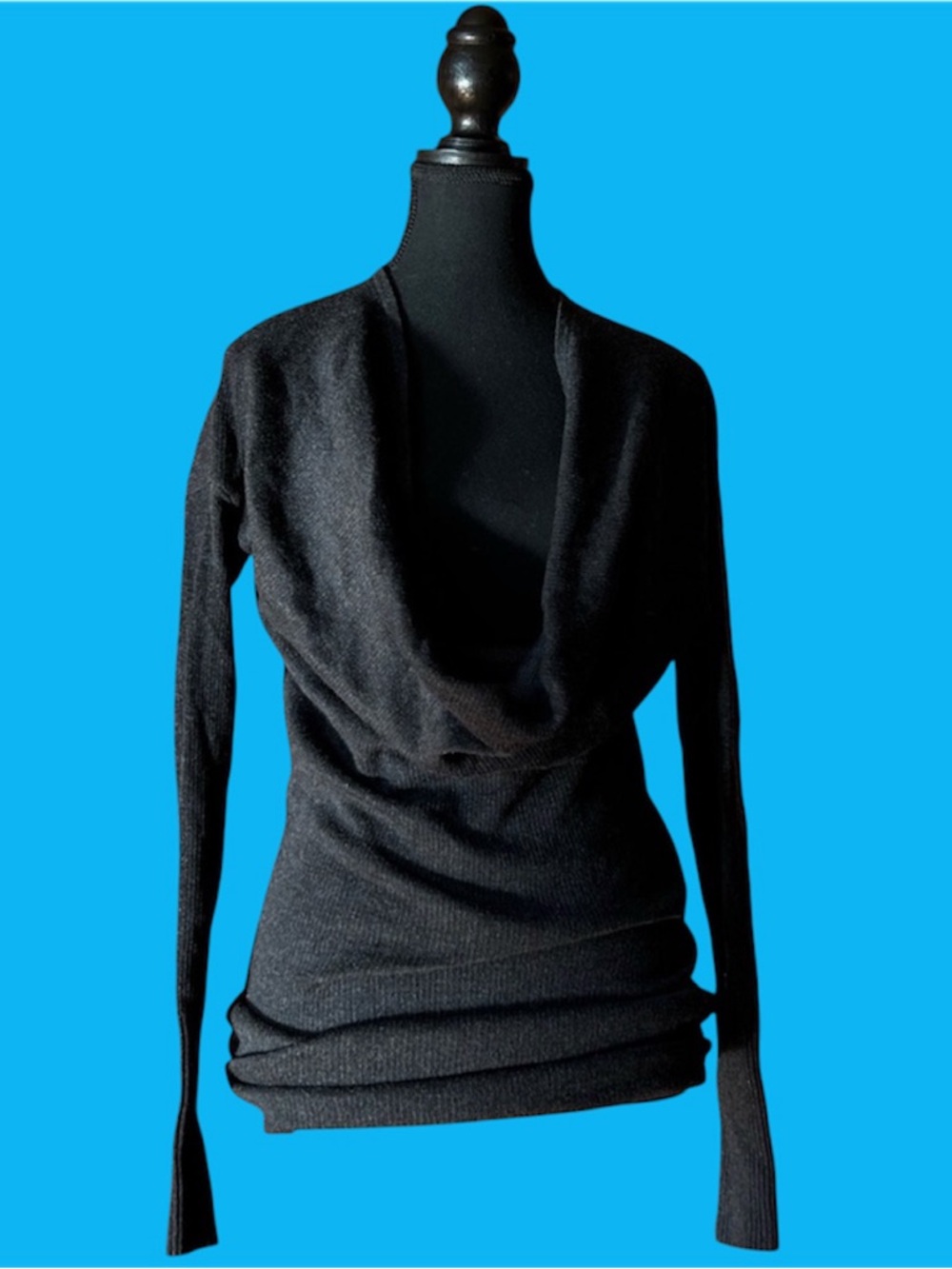 LULULEMON sweater